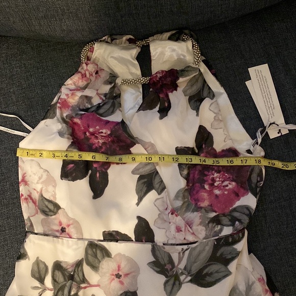 ⚡️SALE⚡️NWT Calvin Klein Printed Chiffon Dress - Picture 5 of 6